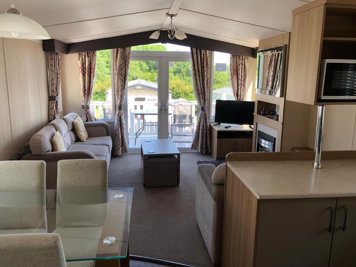 Popular Property In Bembridge Buitenkant foto
